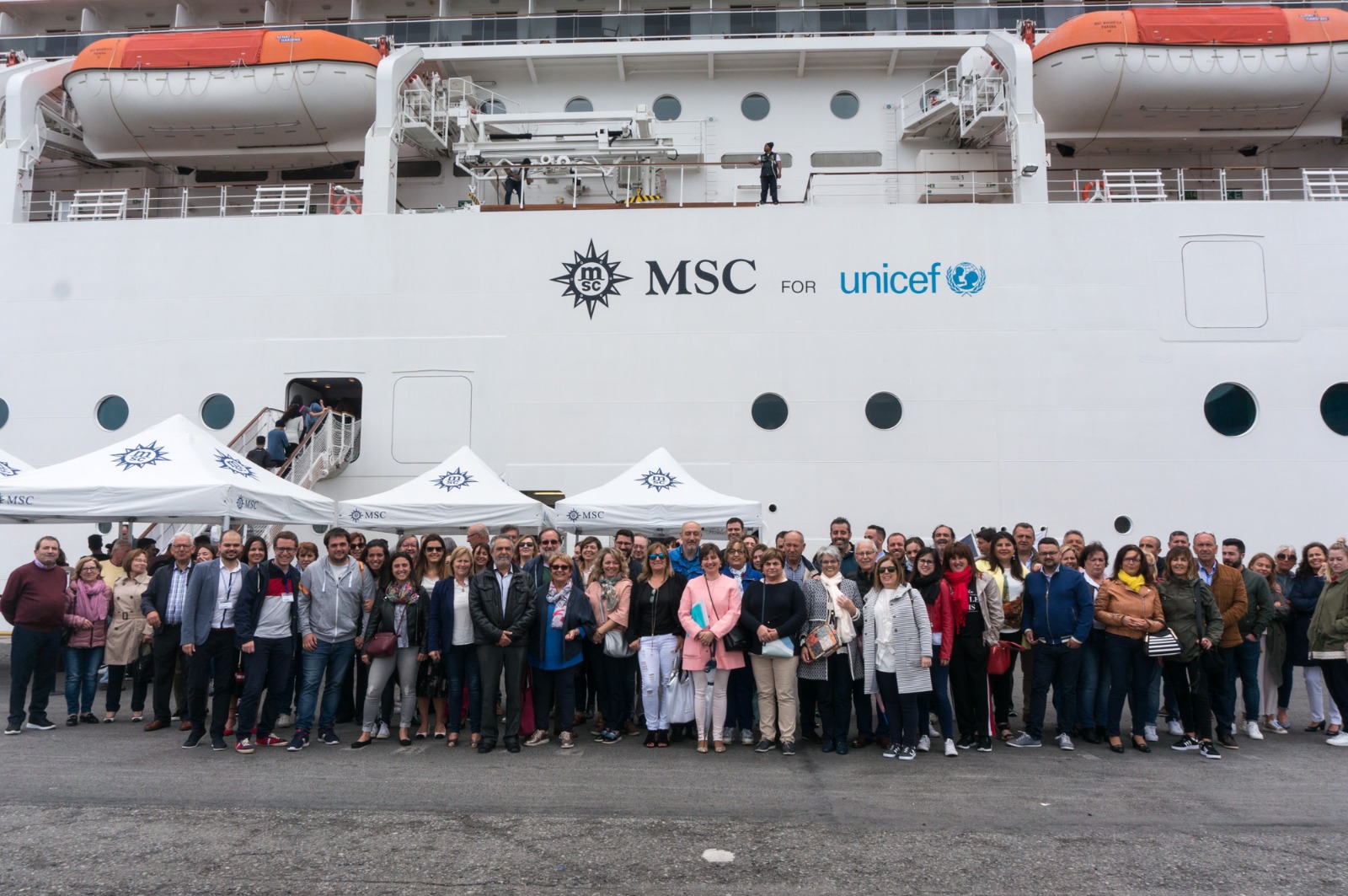 Visita del MSC Magnifica en A Coruña. Cruceros todo incluido