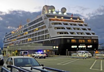 Royal Caribbean vende Azamara Cruises
