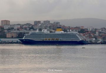 Spirit of Discovery atracado en Ferrol
