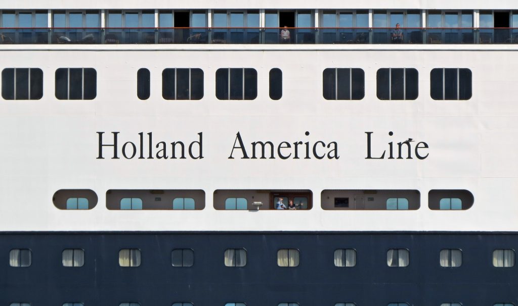 Holland America Line venderá cuatro barcos