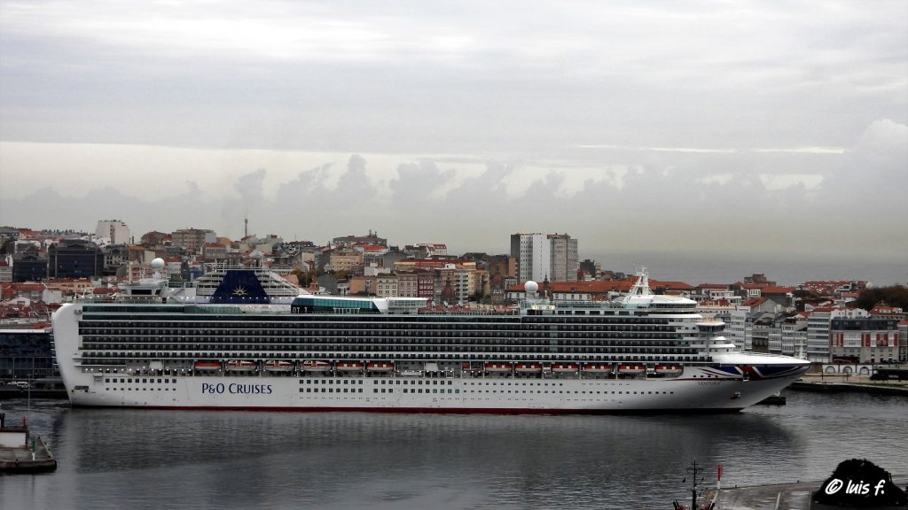Escala del Ventura en A Coruña pasada por agua