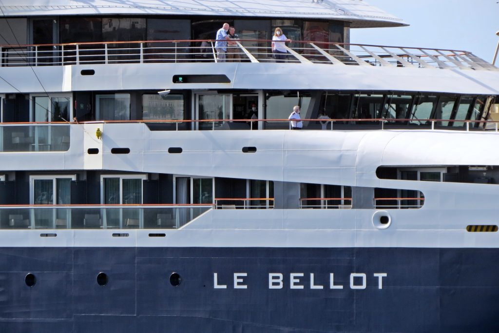 Debut del buque Le Bellot en A Coruña
