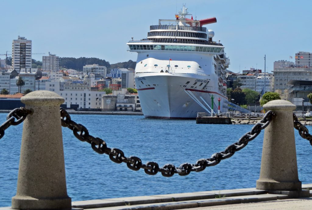 La naviera Carnival se estrena en A Coruña