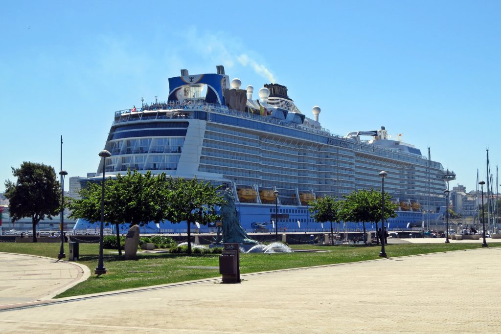 Royal Caribbean regresa a A Coruña
