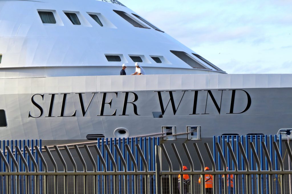 El nuevo Silver Wind atraca en A Coruña