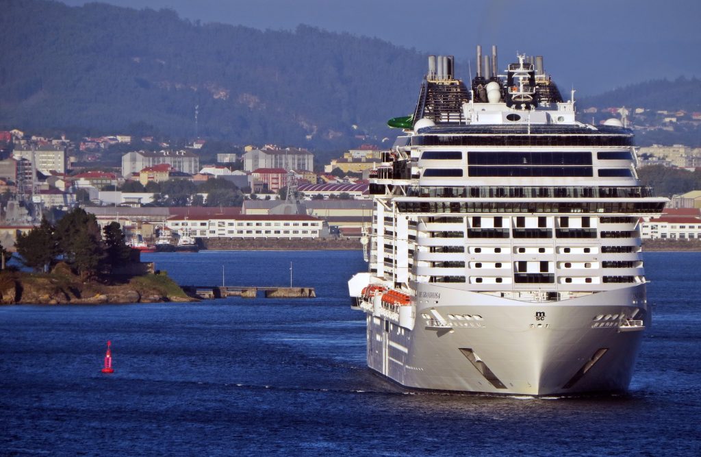 Los cruceros regresarán a Ferrol el próximo día 26 con la escala del Poesia, también de la naviera MSC. (Foto: Diego Veiga)