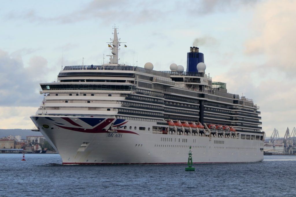 Arcadia inaugura la temporada de cruceros en Ferrol