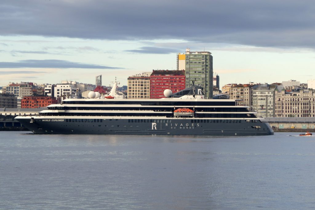 El World Traveller hace escala en A Coruña