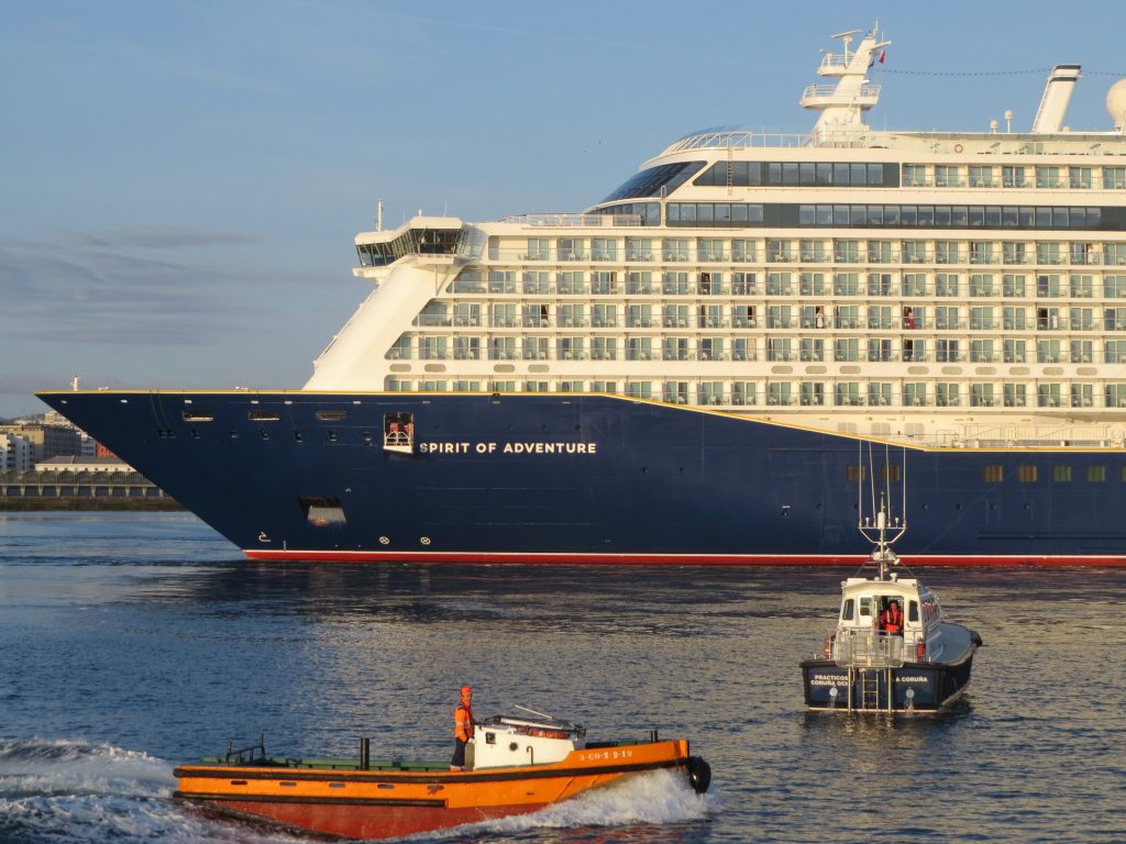 El Spirit of Adventure de nuevo en A Coruña