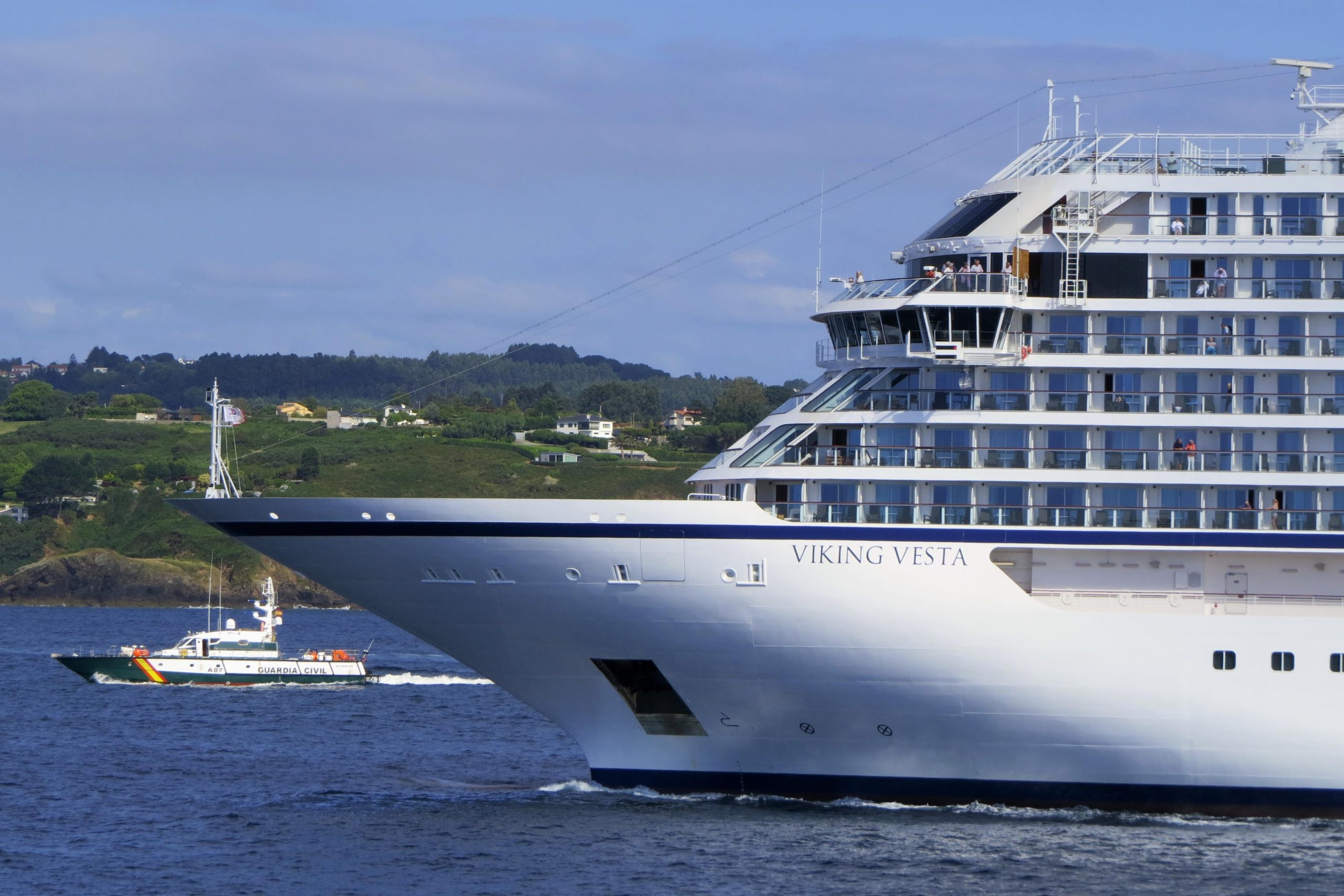 Triple escala y un estreno