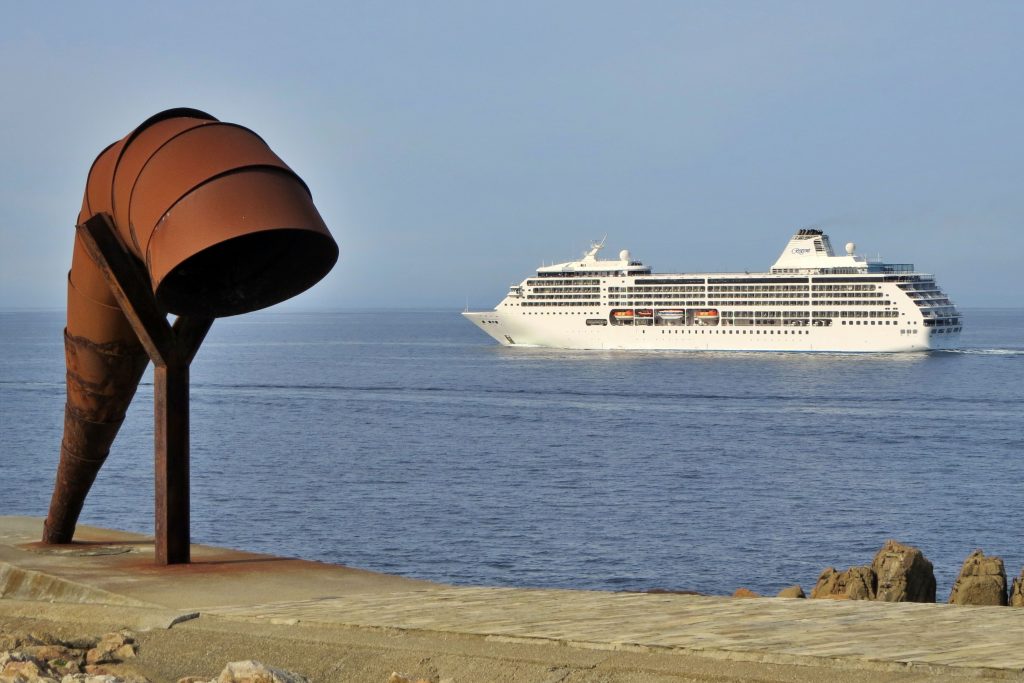Estreno del Seven Seas Mariner en A Coruña