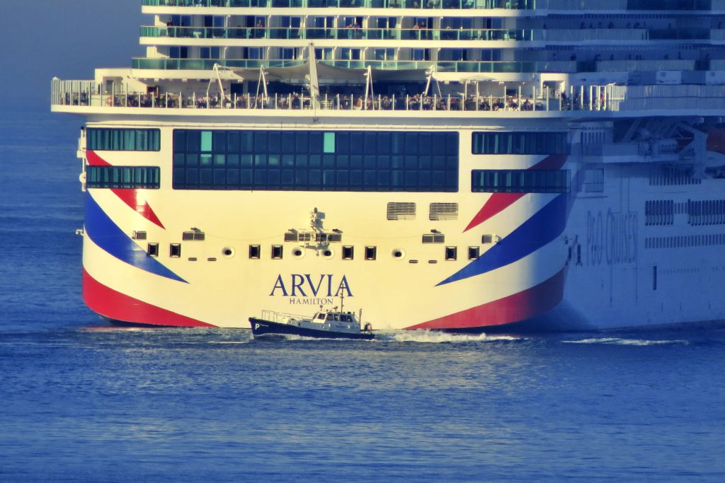 El Arvia se despide de A Coruña